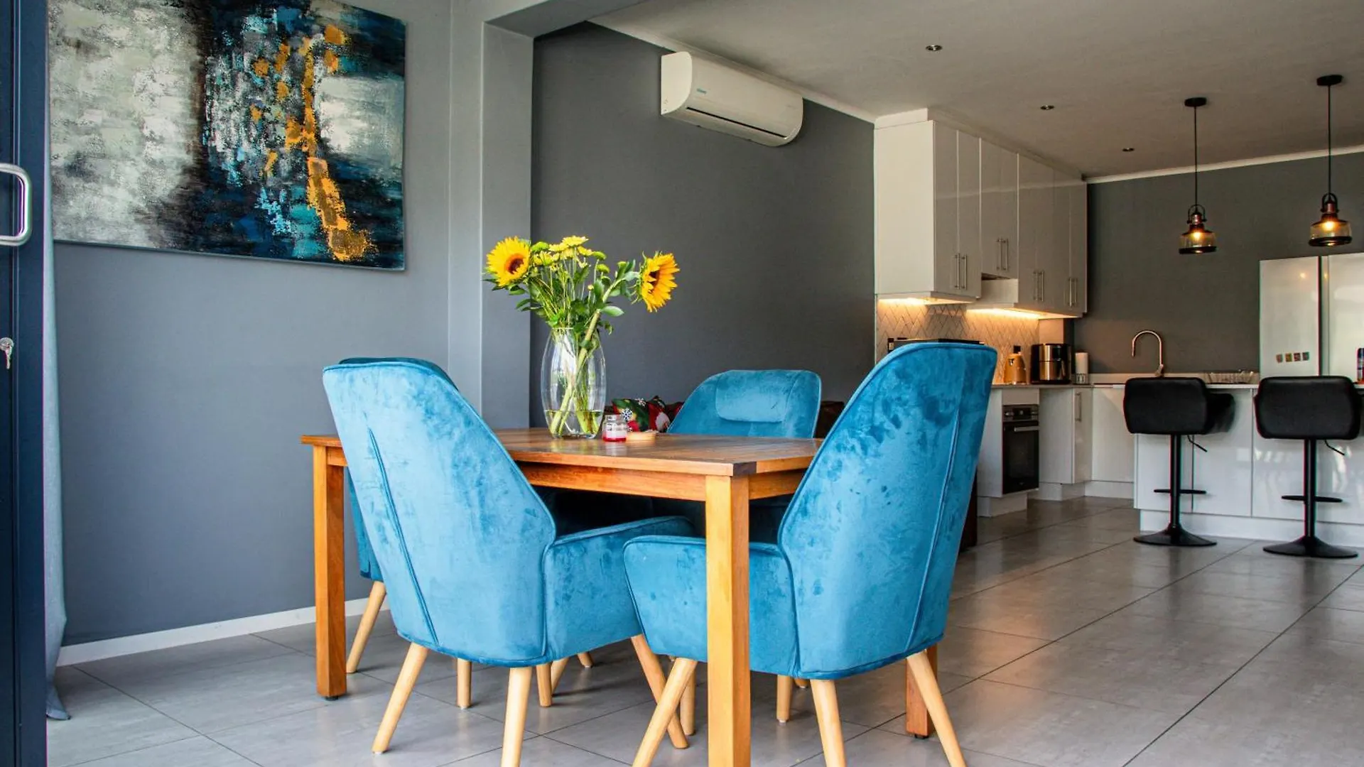 Apartment B&B Sitari County Estate - The Most Iconic Estate Cape Town South Africa