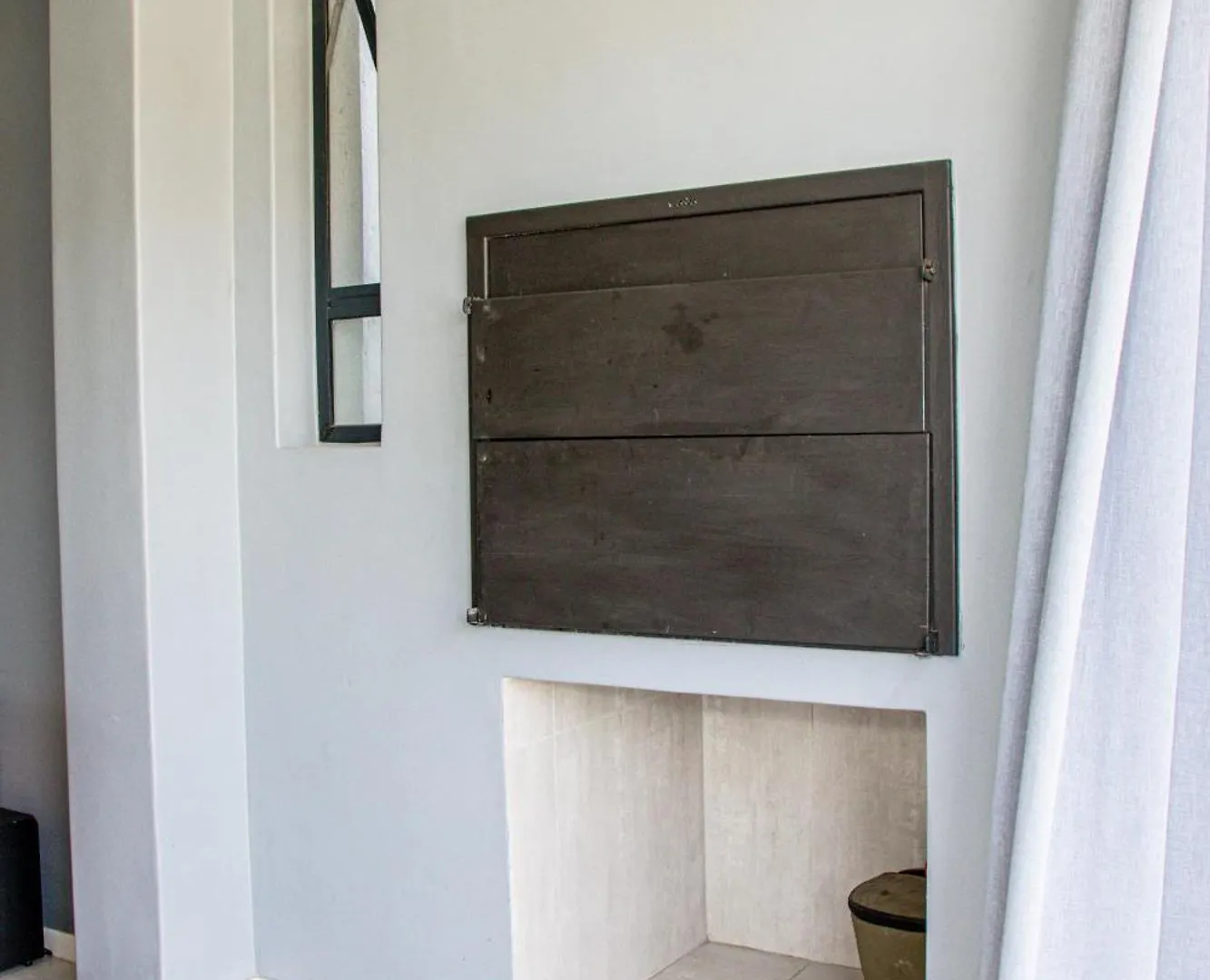 B&B Sitari County Estate - The Most Iconic Estate Cape Town